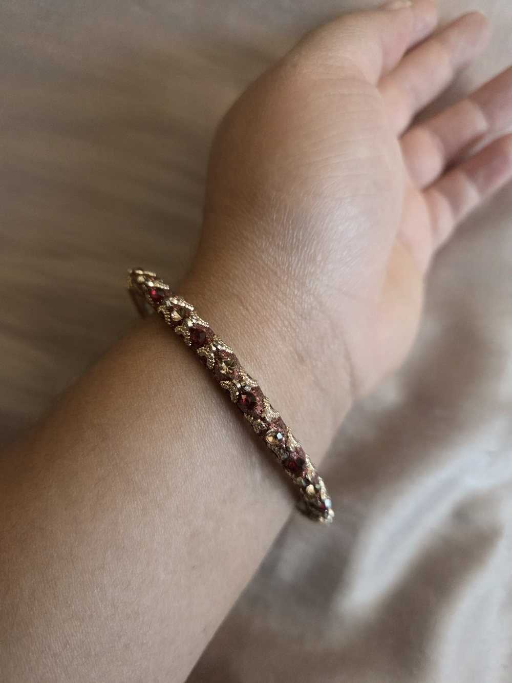 Bollywood Red And Gold Tone Bangle
